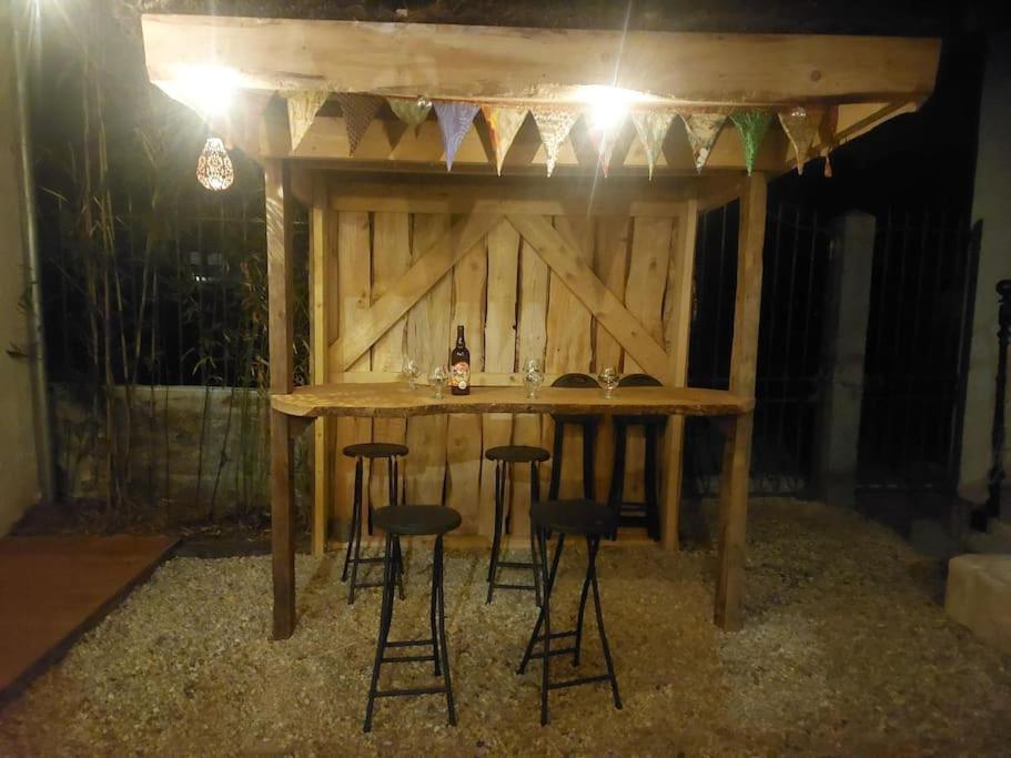 Le Cormoran Emplacement Ideal, Moderne Tres Equipe * Thury-Harcourt-le-Hom